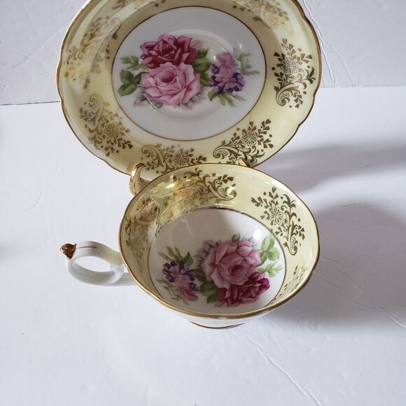 Royal Halsey Cup & Saucer - Picture 3 of 10